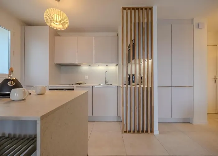 Les Roseaux Bleus 아파트 *