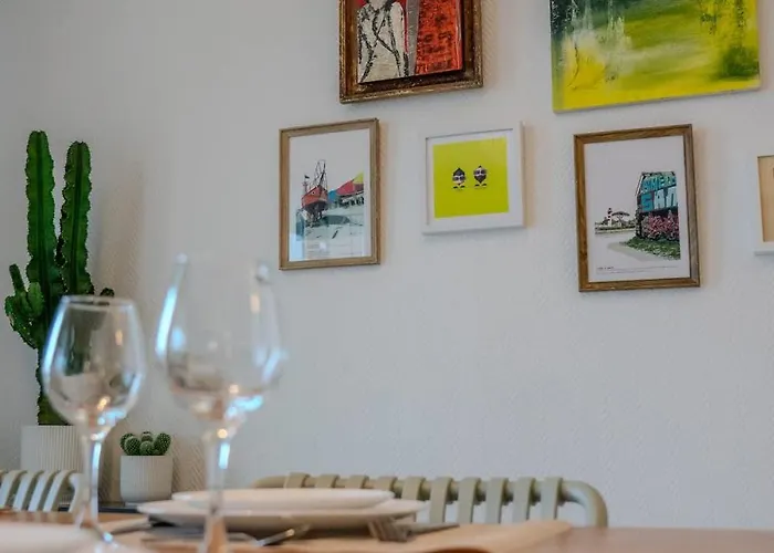 Les Roseaux Bleus 아파트 *