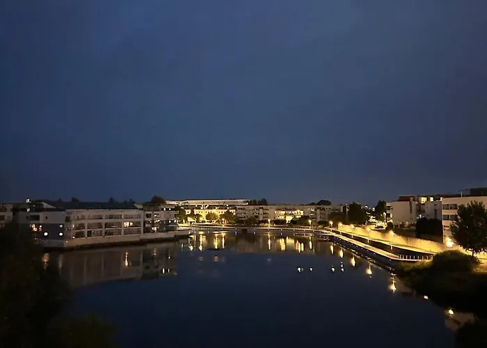 Les Roseaux Bleus 아파트