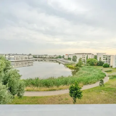 Апартаменты Les Roseaux Bleus *