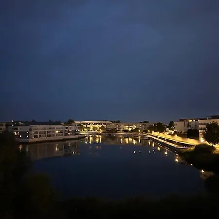 Les Roseaux Bleus Lägenhet