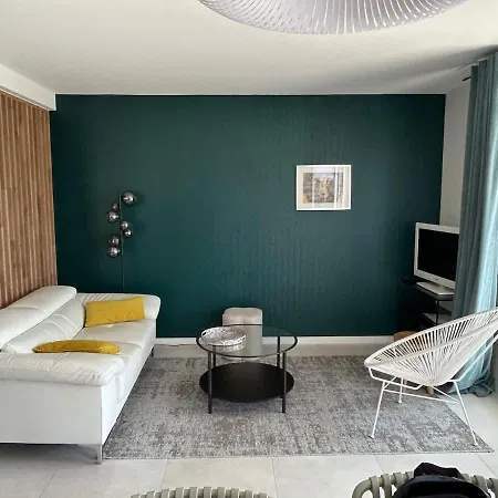 Apartment Les Roseaux Bleus
