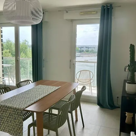 Les Roseaux Bleus * Ла-Рошель